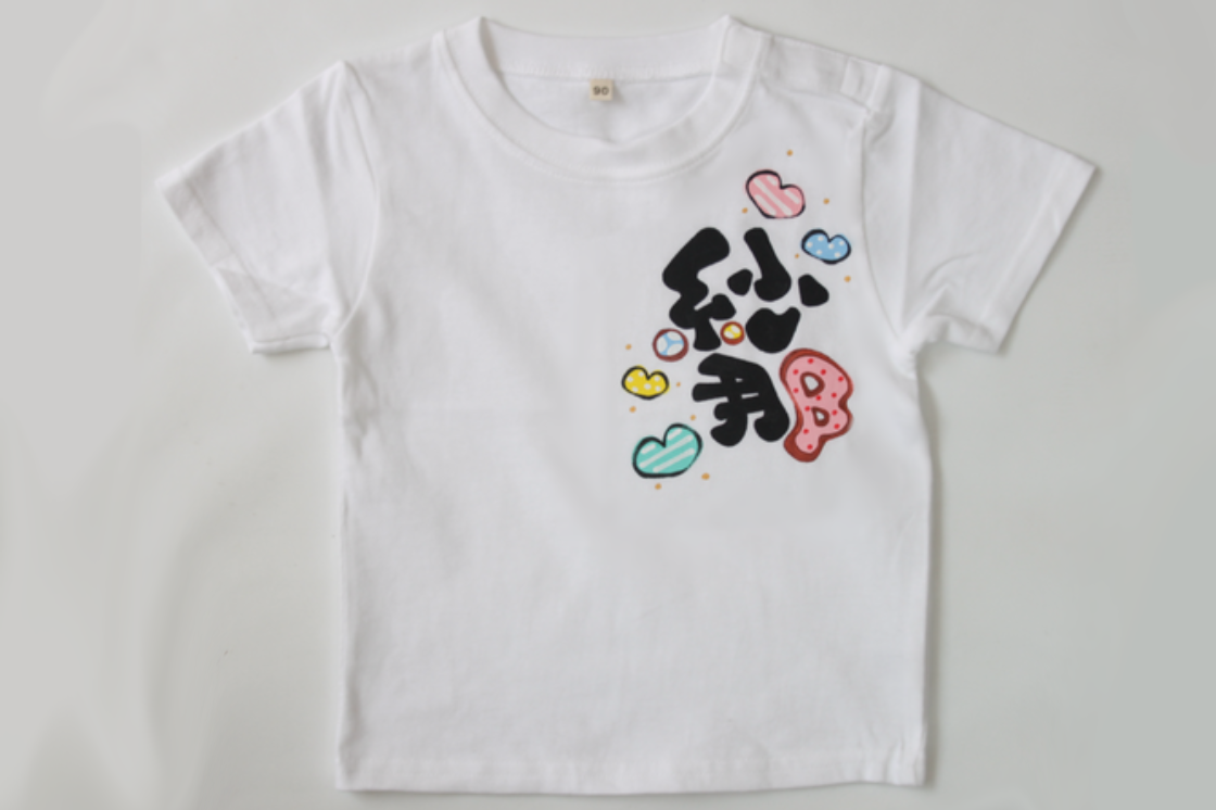 ハートワンポイントTシャツ
