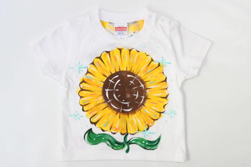 一輪ひまわりTシャツ