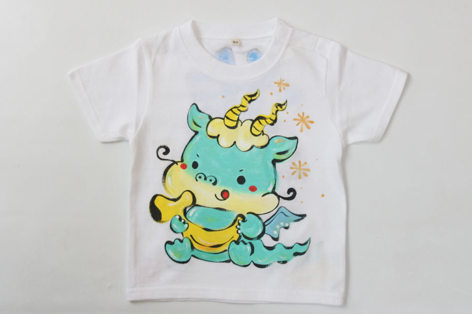 ばななが好きな龍Tシャツ